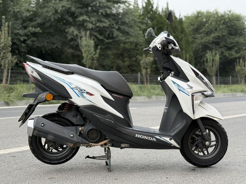 二手新大洲本田裂行 RX125Fi