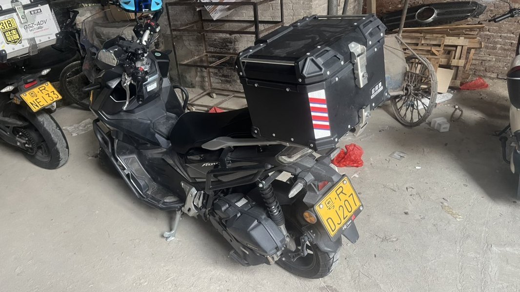 二手布雷斯通极宙 ADV150