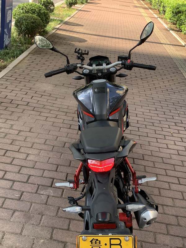 二手贝纳利红宝龙 TNT150i