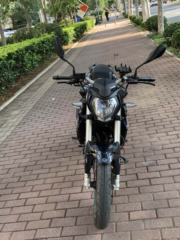二手贝纳利红宝龙 TNT150i