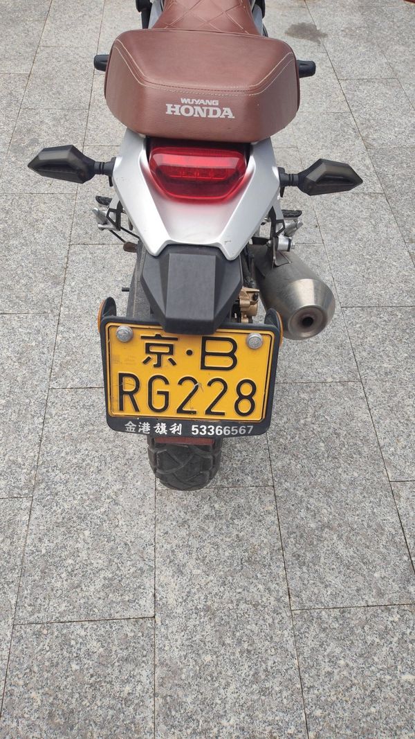 二手五羊本田鸷道 CB190SS
