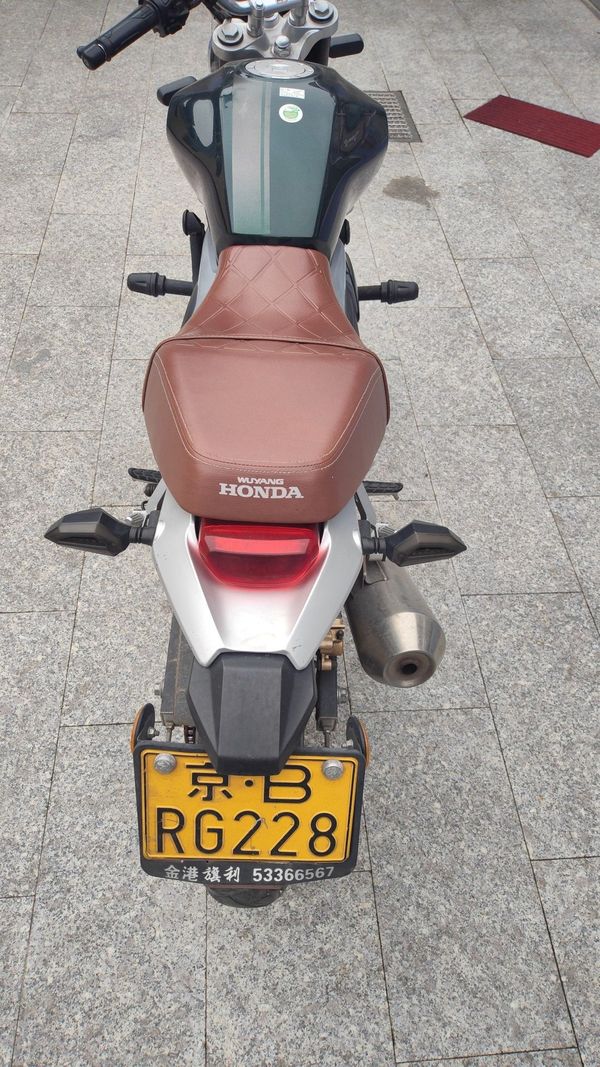 二手五羊本田鸷道 CB190SS