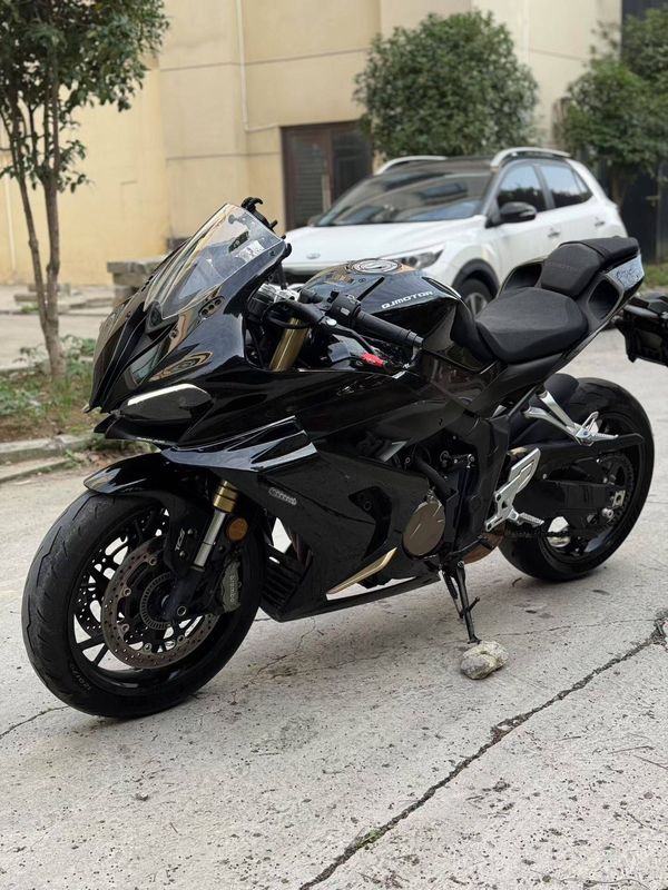 二手QJMOTOR赛800