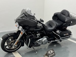 二手哈雷戴维森旗舰滑翔  Limited