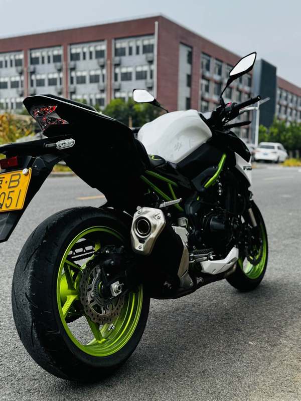 二手川崎Z900