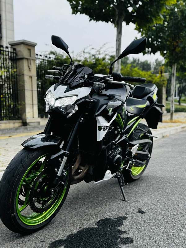 二手川崎Z900