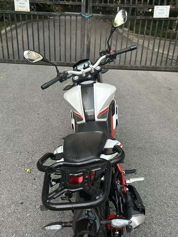 二手贝纳利红宝龙 TNT150i