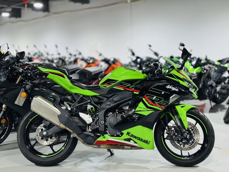 二手川崎ZX-4R