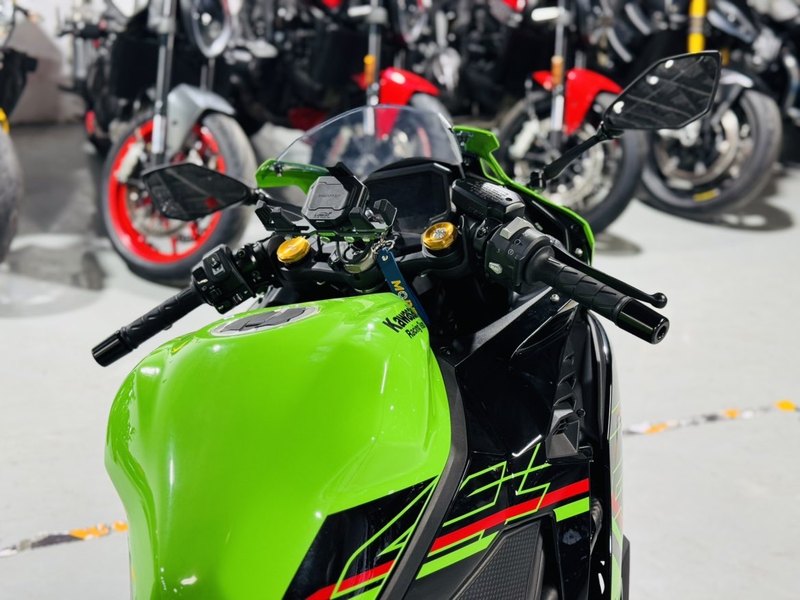 二手川崎ZX-4R