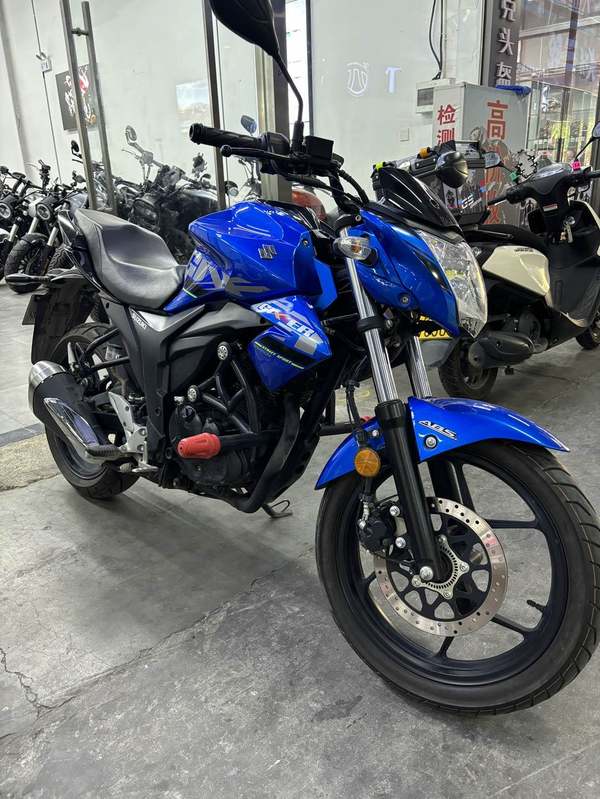 二手济南铃木极客飒 Gixxer 155 NK