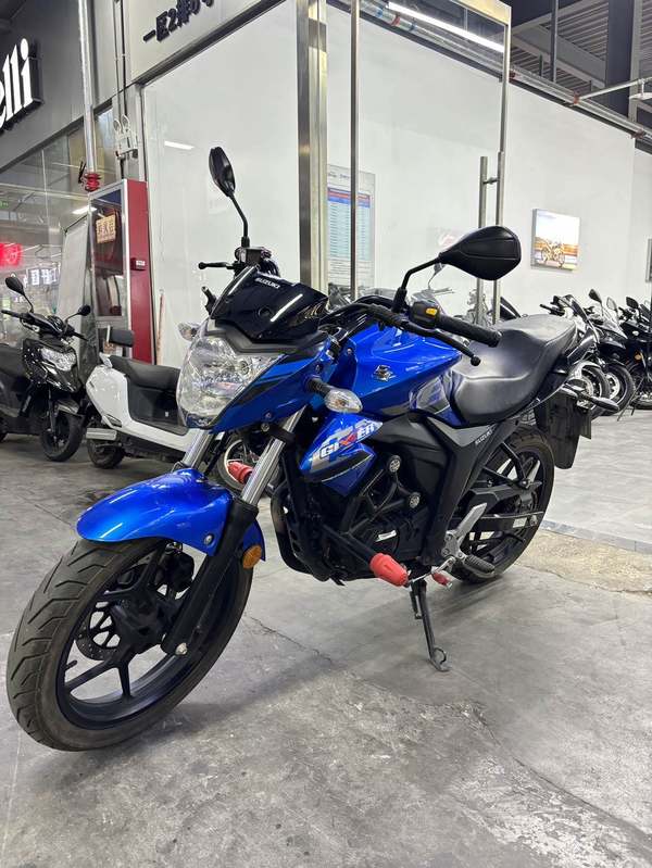 二手济南铃木极客飒 Gixxer 155 NK