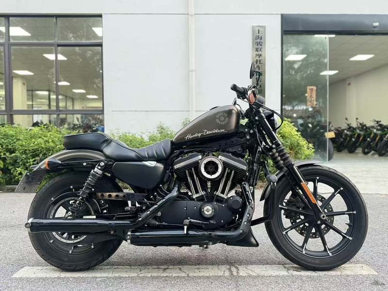 二手哈雷戴维森Iron883 硬汉
