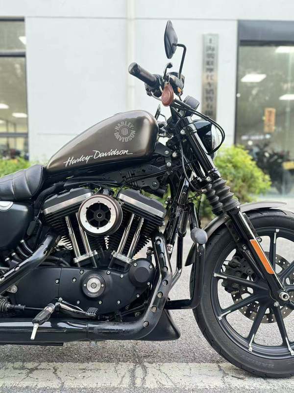 二手哈雷戴维森Iron883 硬汉