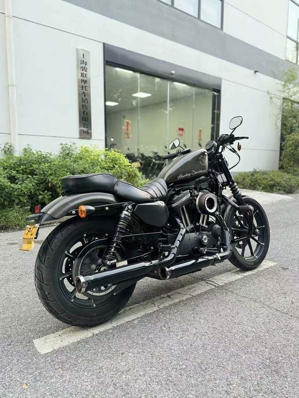 二手哈雷戴维森Iron883 硬汉
