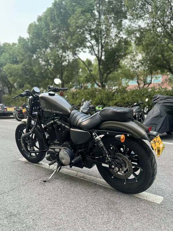 二手哈雷戴维森Iron883 硬汉
