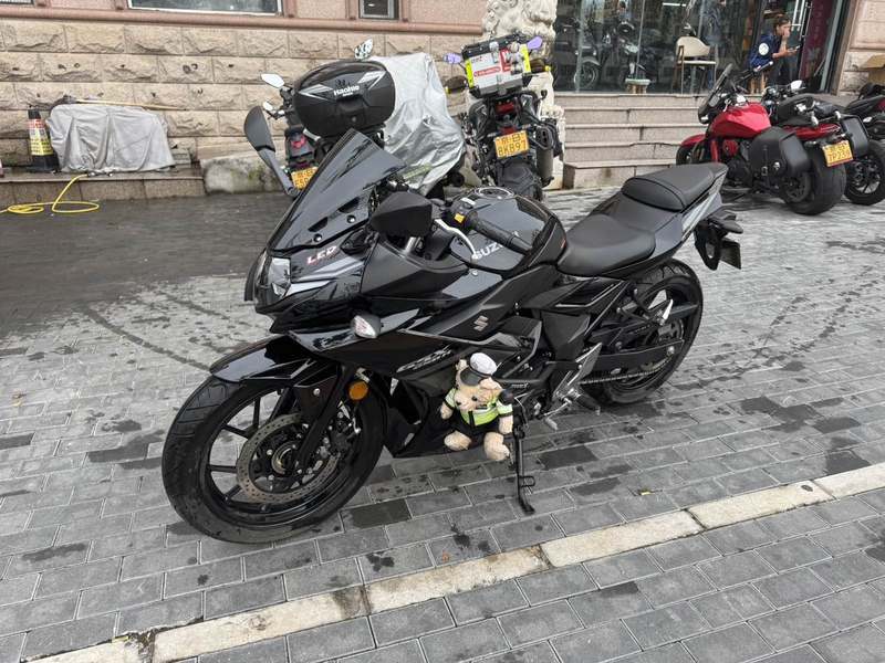 二手豪爵铃木GSX250R