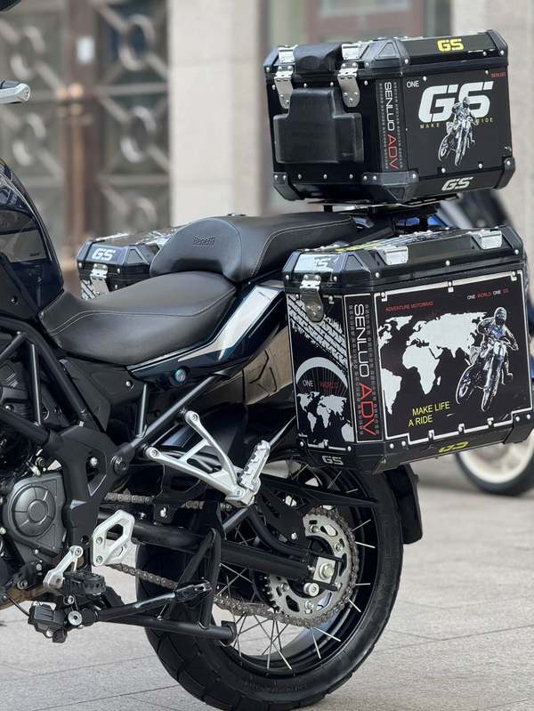 二手贝纳利金鹏 TRK502
