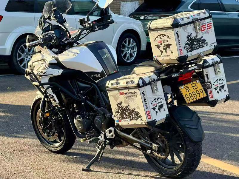 二手贝纳利金鹏 TRK502