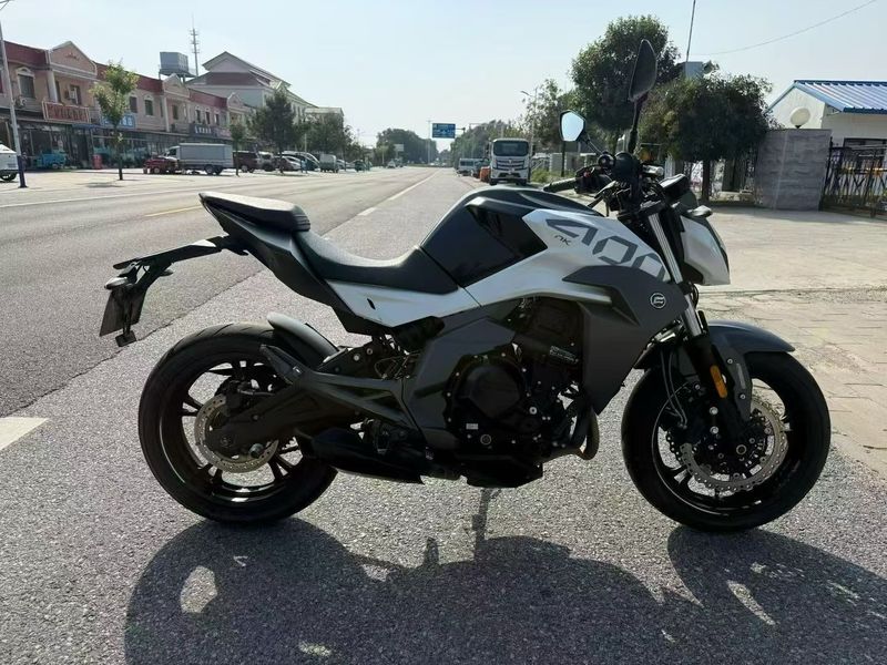 二手春风400NK