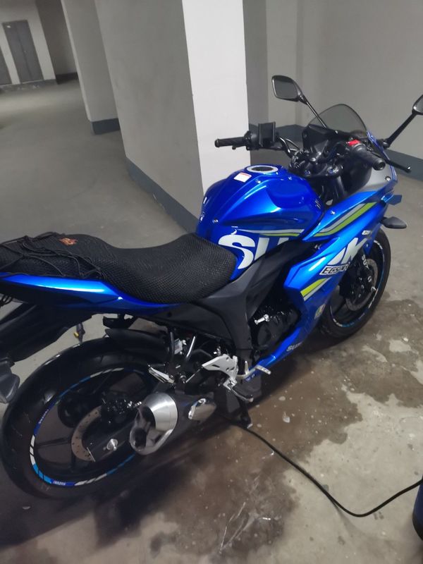 二手济南铃木极客飒 Gixxer 155