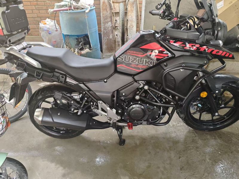 二手豪爵铃木DL250