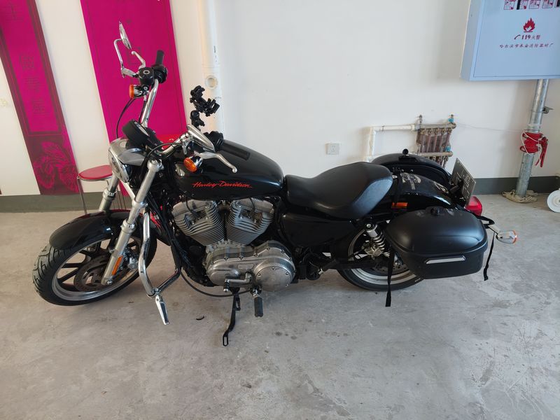 二手哈雷戴维森883L SuperLow