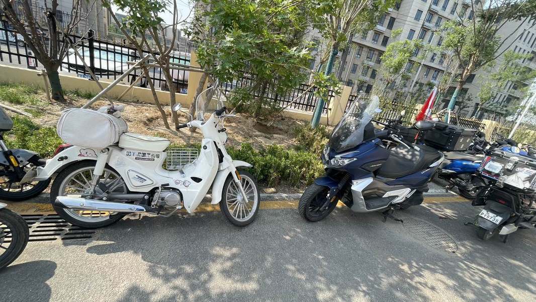 二手大阳V锐 ADV350