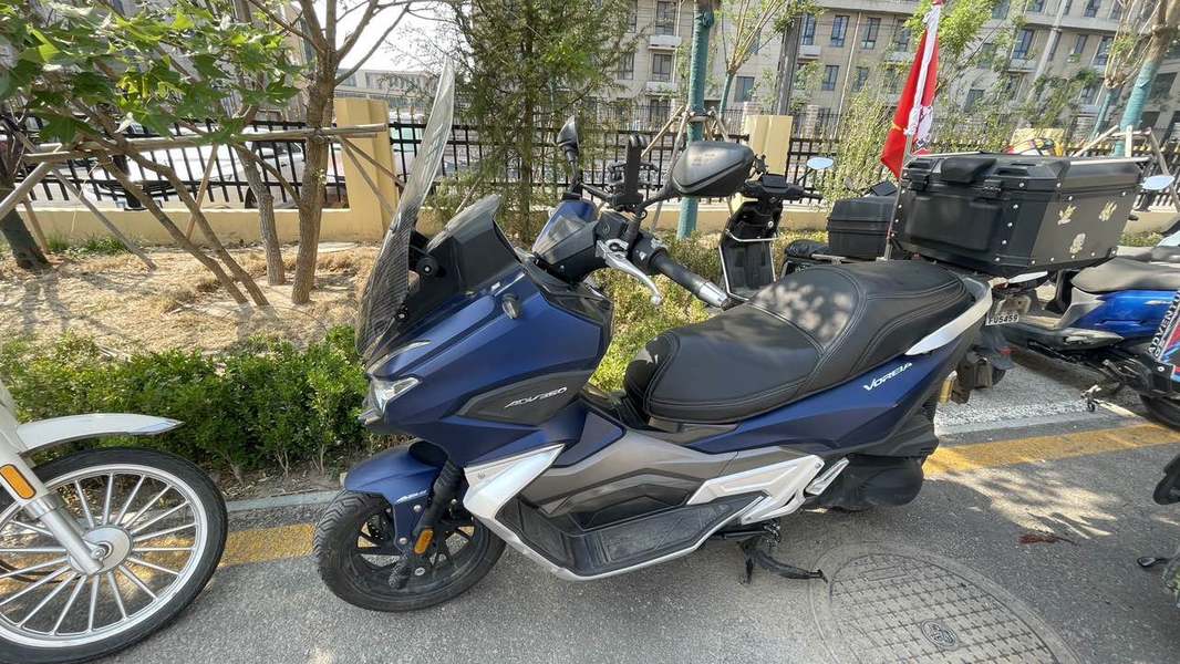 二手大阳V锐 ADV350
