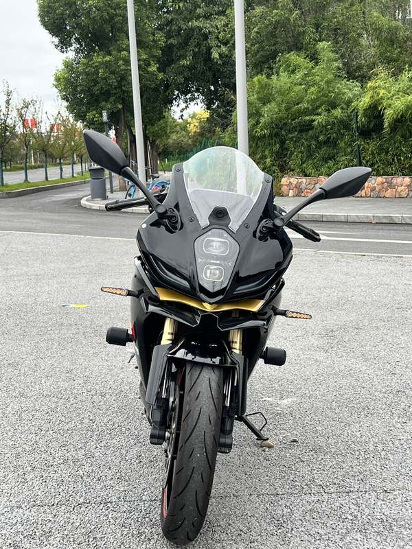 二手贝纳利龙卷风 Tornado 402R