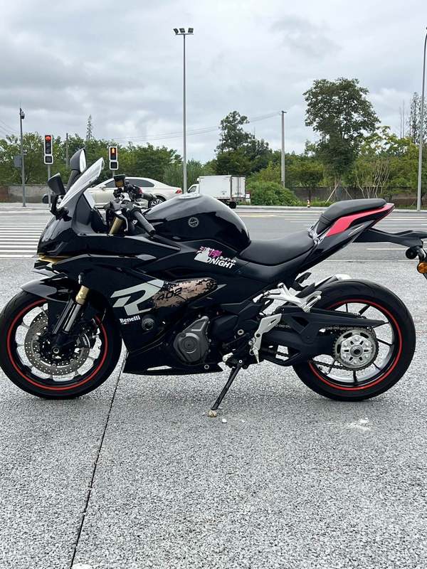 二手贝纳利龙卷风 Tornado 402R