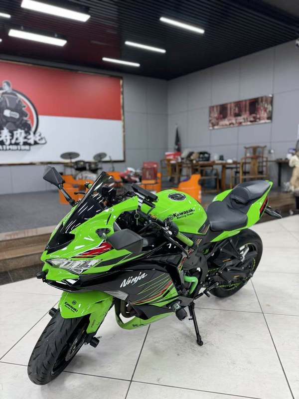 二手川崎ZX-4R