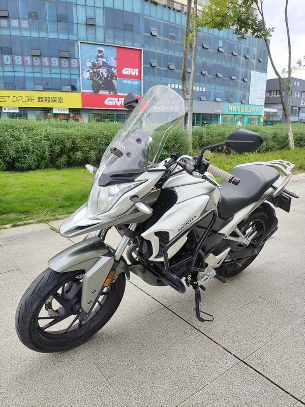 二手五羊本田猛鸷 CB190X