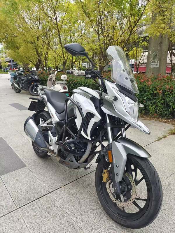 二手五羊本田猛鸷 CB190X