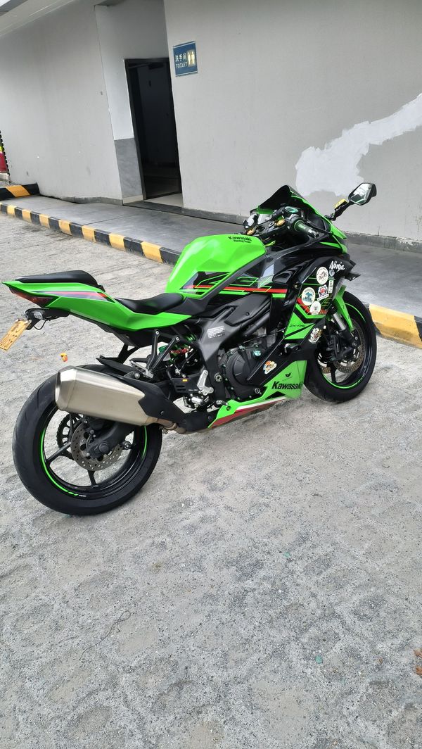 二手川崎ZX-4R
