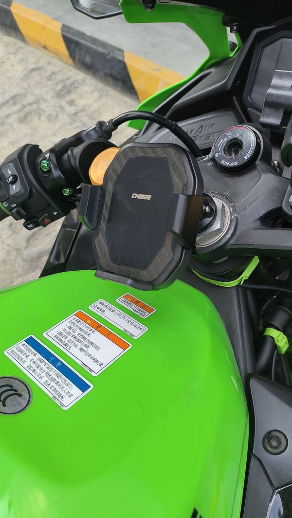 二手川崎ZX-4R