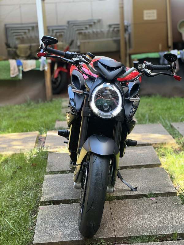 二手奥古斯塔Brutale 800