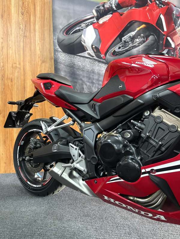 二手本田CBR650R