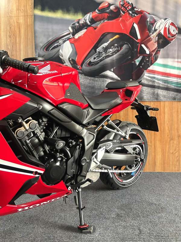 二手本田CBR650R