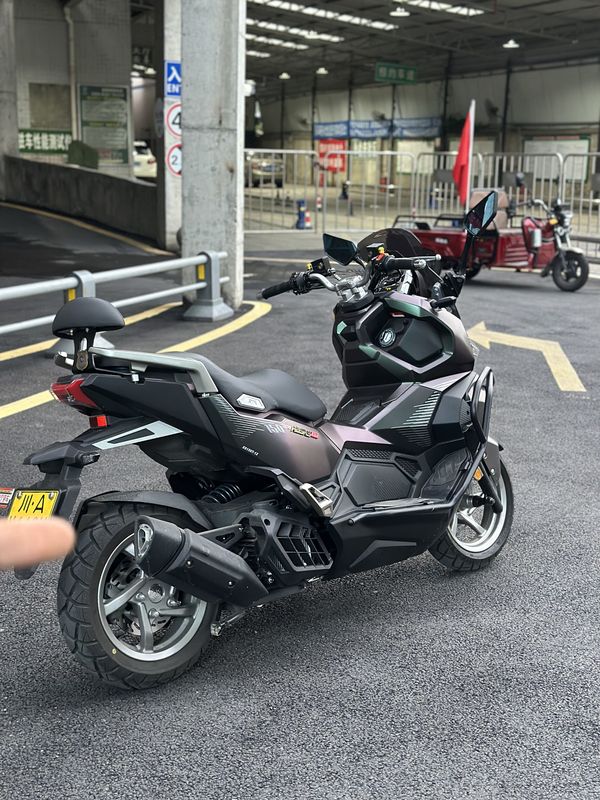 二手三阳哈士奇 Husky ADV150