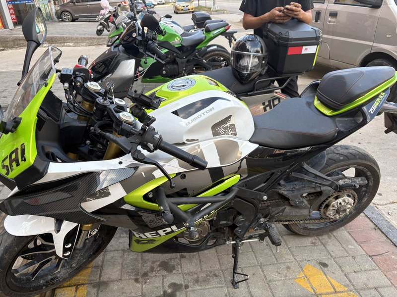 二手QJMOTOR赛250