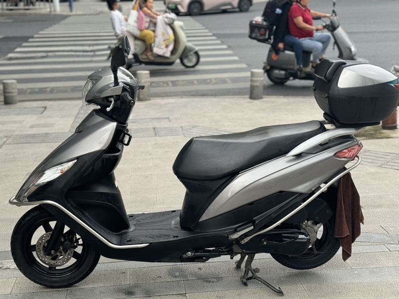 二手济南铃木优友 UU125i