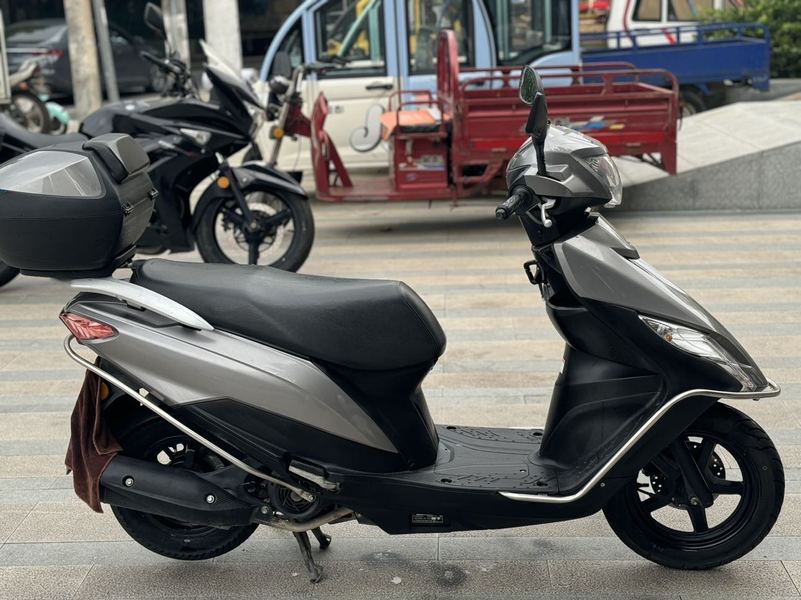 二手济南铃木优友 UU125i