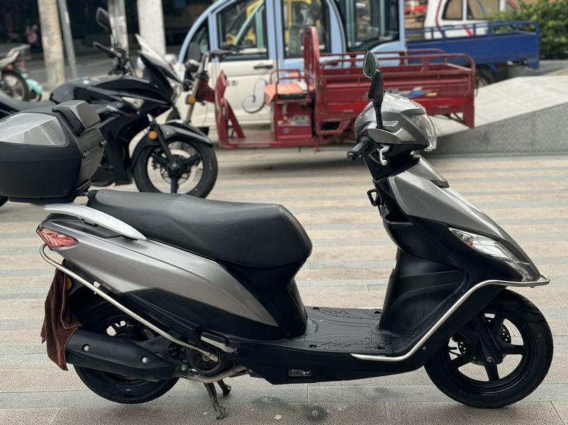 二手济南铃木优友 UU125i