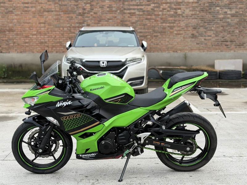 二手川崎Ninja 400