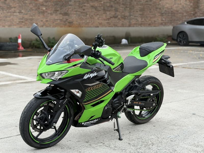 二手川崎Ninja 400