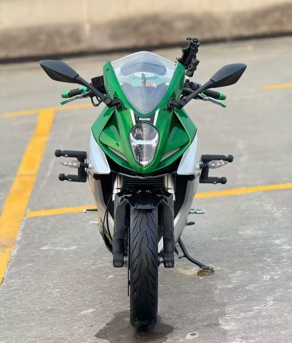 二手贝纳利龙卷风 Tornado 252R