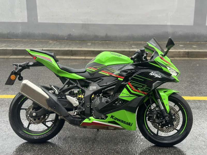 二手川崎ZX-4R