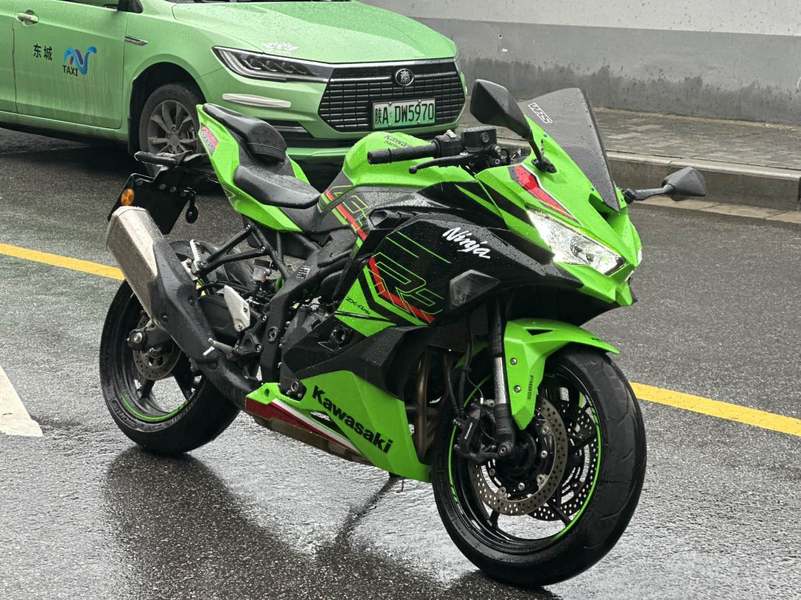 二手川崎ZX-4R
