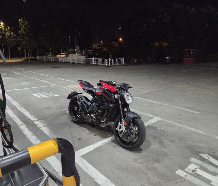 二手奥古斯塔Brutale 800