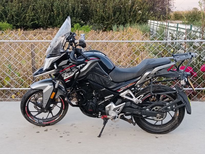 二手五羊本田猛鸷 CB190X